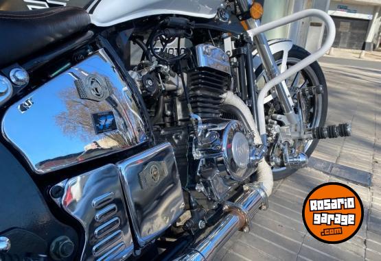 Motos - RVM DAYTONA 400 2021 Nafta 10000Km - En Venta