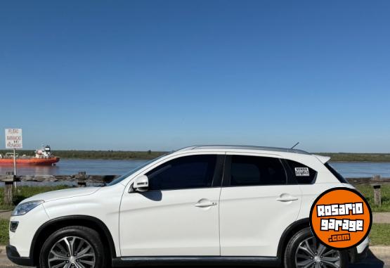 Autos - Peugeot 4008 2013 Nafta 196000Km - En Venta