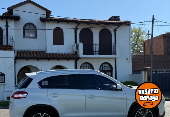 Autos - Peugeot 4008 2013 Nafta 196000Km - En Venta