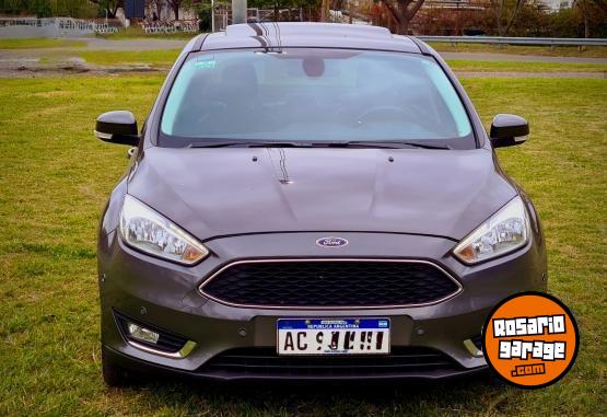 Autos - Ford Focus SE Plus 2.0 AT 170C 2018 Nafta 89999Km - En Venta