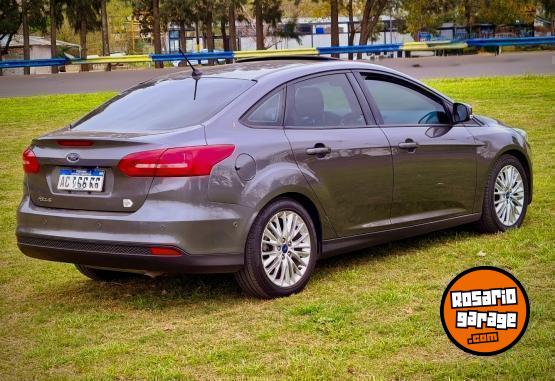 Autos - Ford Focus SE Plus 2.0 AT 170C 2018 Nafta 89999Km - En Venta