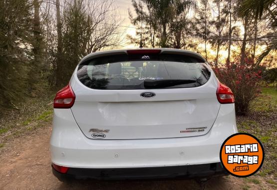 Autos - Ford Focus 2015 Nafta 160000Km - En Venta
