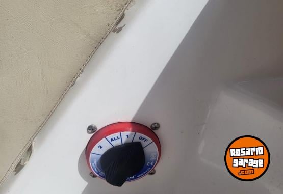 Embarcaciones - LANCHA VOLANS MOTOR MERCURY - En Venta