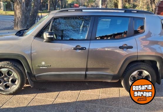 Camionetas - Jeep Renegade sport plus mt 2017 Nafta 98500Km - En Venta