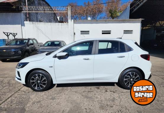 Autos - Chevrolet Onix Premier 2025 Nafta 0Km - En Venta