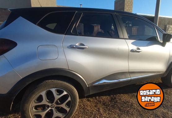 Autos - Renault Captur 2018 Nafta 112000Km - En Venta