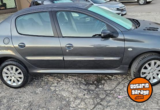 Autos - Peugeot 207 2012 Nafta 137968Km - En Venta