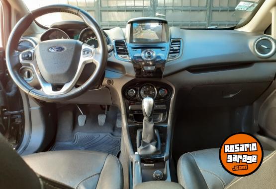 Autos - Ford Kinetic titanium 2014 Nafta 174000Km - En Venta