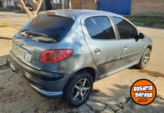 Autos - Peugeot XR premium 2004 Nafta 238000Km - En Venta
