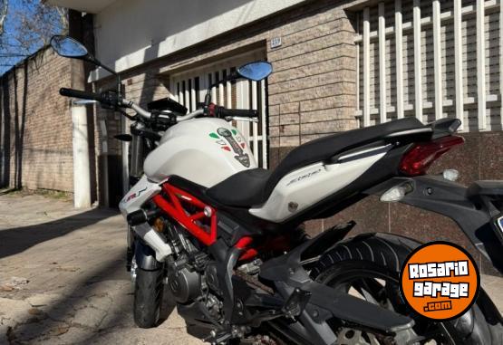 Motos - Benelli TNT 300 2018 Nafta 21000Km - En Venta