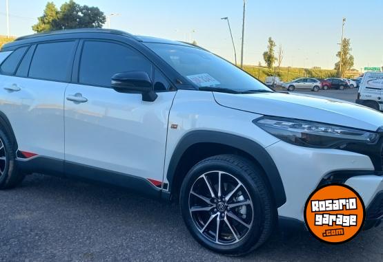 Autos - Toyota Corolla cross 2025 Nafta 9000Km - En Venta