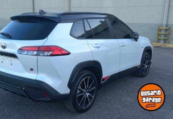 Autos - Toyota Corolla cross 2025 Nafta 9000Km - En Venta