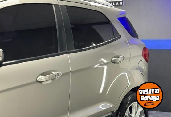 Autos - Ford Ecosport titanium 2015 GNC 140000Km - En Venta