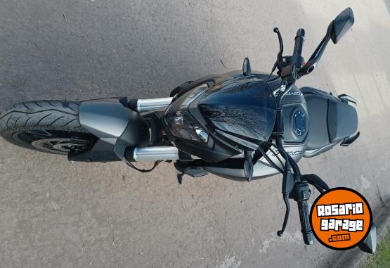 Motos - Bajaj Dominar 400 2023 Nafta 4500Km - En Venta