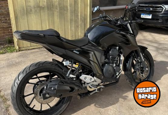 Motos - Yamaha FZ 25 2018 Nafta 15000Km - En Venta