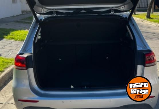 Autos - Mercedes Benz B200 Progresive 2020 Nafta 33000Km - En Venta