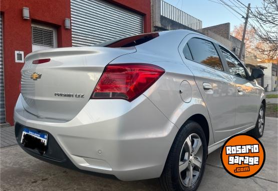 Autos - Chevrolet PRISMA LTZ  2017 Nafta 94000Km - En Venta