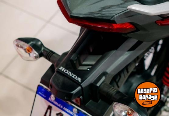 Motos - Honda CB 125 TWISTER 2023 Nafta 1800Km - En Venta