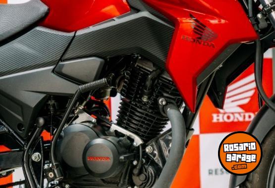 Motos - Honda CB 125 TWISTER 2023 Nafta 1800Km - En Venta