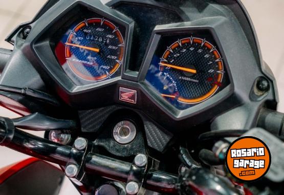 Motos - Honda CB 125 TWISTER 2023 Nafta 1800Km - En Venta