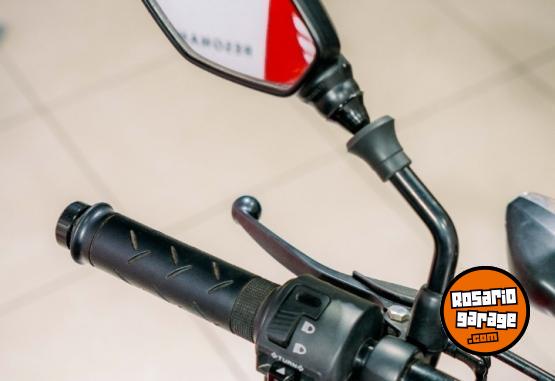 Motos - Honda CB 125 TWISTER 2023 Nafta 1800Km - En Venta