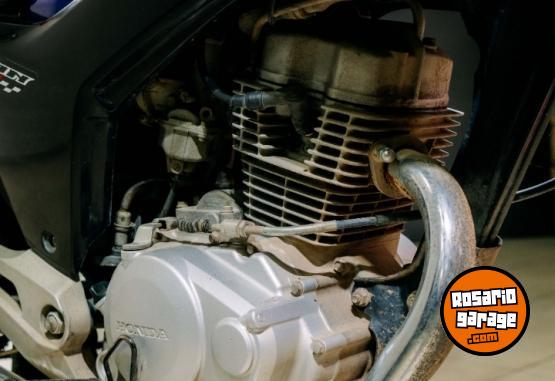 Motos - Honda TITAN 150 2016 Nafta 38000Km - En Venta