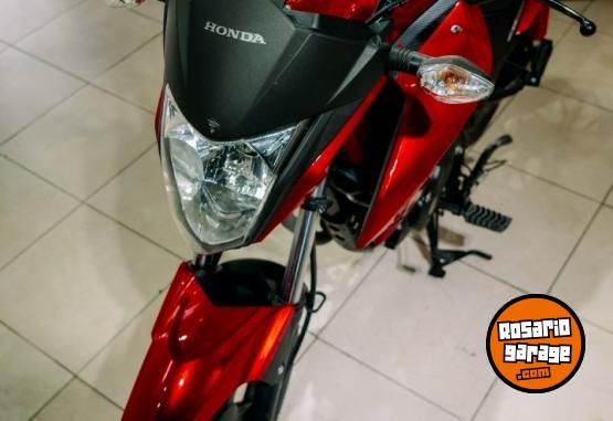 Motos - Honda TWISTER 125 2024 Nafta 10000Km - En Venta