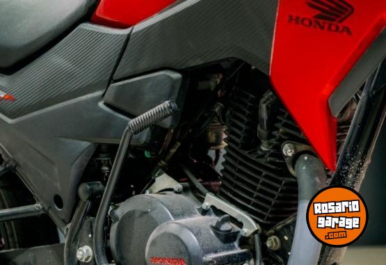 Motos - Honda TWISTER 125 2024 Nafta 10000Km - En Venta