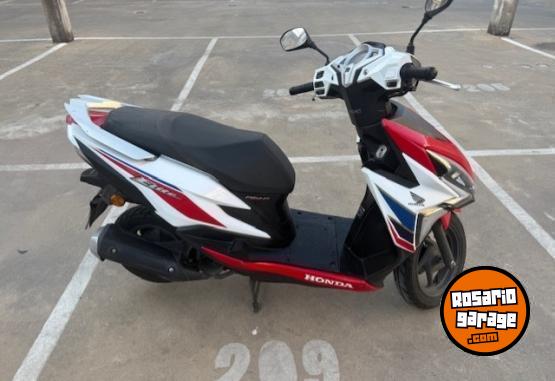Motos - Honda New Elite 2021 Nafta 9400Km - En Venta