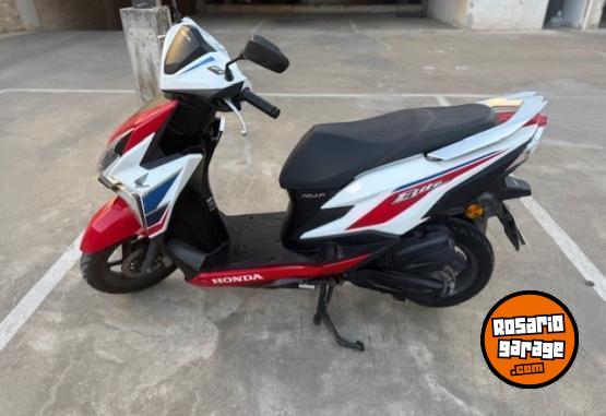 Motos - Honda New Elite 2021 Nafta 9400Km - En Venta