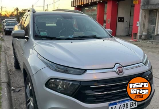 Camionetas - Fiat TORO FREEDON PACK 4X4 2016 Diesel 111000Km - En Venta