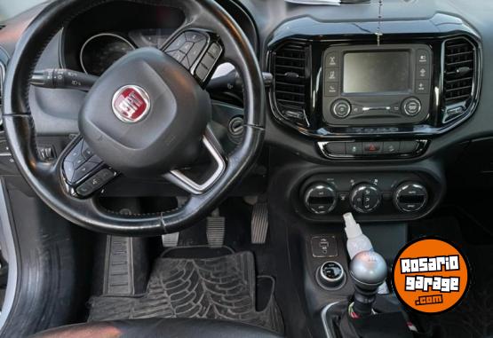 Camionetas - Fiat TORO FREEDON PACK 4X4 2016 Diesel 111000Km - En Venta