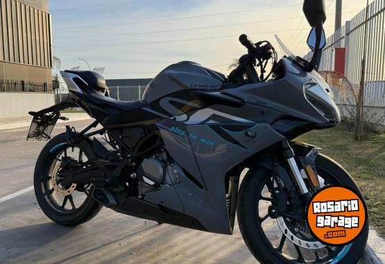 Motos - CF 300 SR 2024 Nafta 7200Km - En Venta