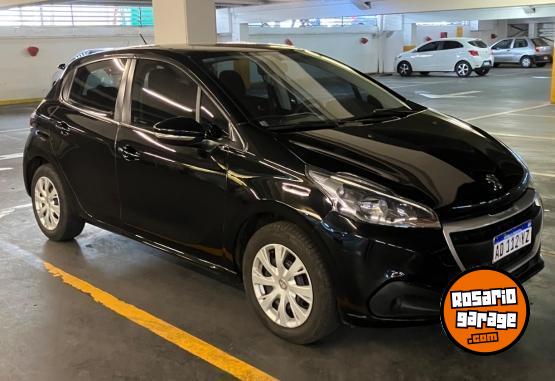Autos - Peugeot 208 2018 Nafta 89000Km - En Venta