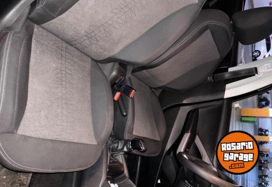 Autos - Peugeot 208 2018 Nafta 89000Km - En Venta