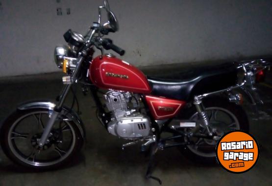 Motos - Suzuki GN 125 H 2015 Nafta 10500Km - En Venta