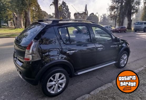 Autos - Renault Sandero 2013 GNC 153300Km - En Venta