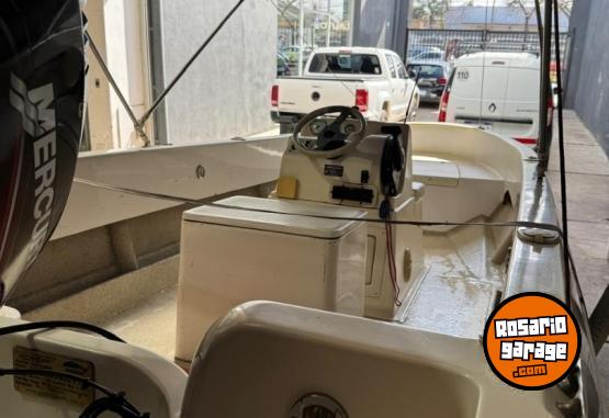 Embarcaciones - Lancha Fishing 590 con Mercury 75 4 tiempo 2017 - En Venta