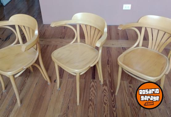 Hogar - VENDO TRES SILLAS THONET MADERA DE HAYA - En Venta