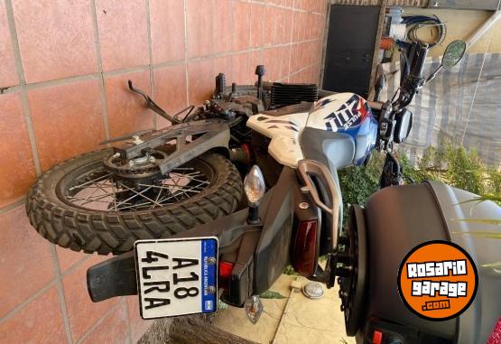 Motos - Hero Xpulse 2023 Nafta 11000Km - En Venta