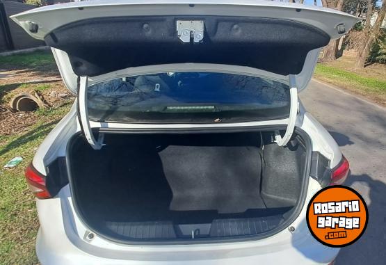 Autos - Fiat Cronos drive 2020 GNC 88000Km - En Venta