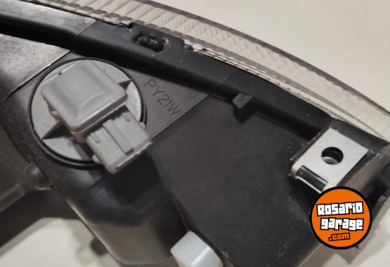 Accesorios para Autos - Óptica de Peugeot 206 lado volante - En Venta