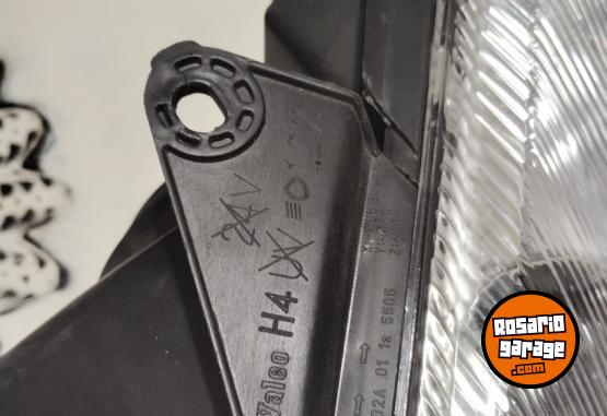 Accesorios para Autos - Óptica de Peugeot 206 lado volante - En Venta