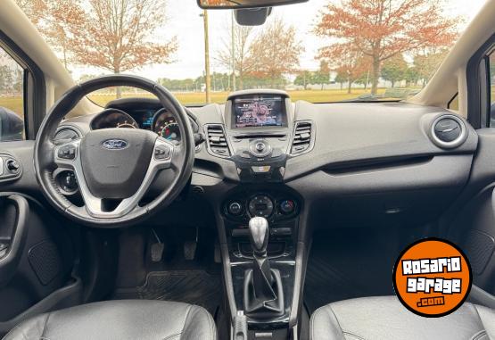 Autos - Ford Fiesta Titanium 2015 Nafta 95000Km - En Venta
