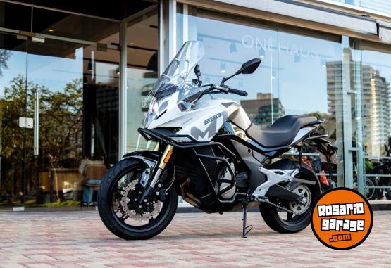 Motos - CF MT 650 2023 Nafta 6382Km - En Venta