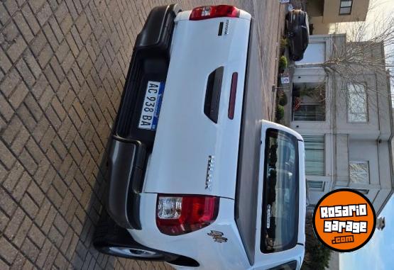 Camionetas - Toyota Hilux 2018 Diesel 81000Km - En Venta