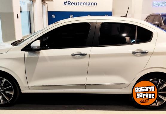 Autos - Fiat CRONOS 1.8 PRECISION 2022 Nafta 79000Km - En Venta