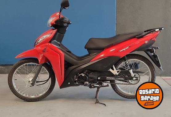 Motos - Honda WAVE 110S 2024 Nafta 1600Km - En Venta