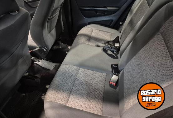 Autos - Volkswagen FOX 1.6 TRENDLINE 2013 Nafta 150000Km - En Venta