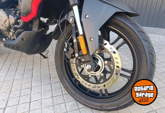 Motos - Voge DS 300 2024 Nafta 5700Km - En Venta